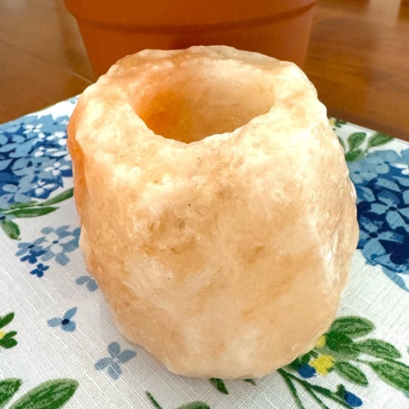 2/$13🍁Natural Himalayan Salt Candle Holder - Picture 1 of 4